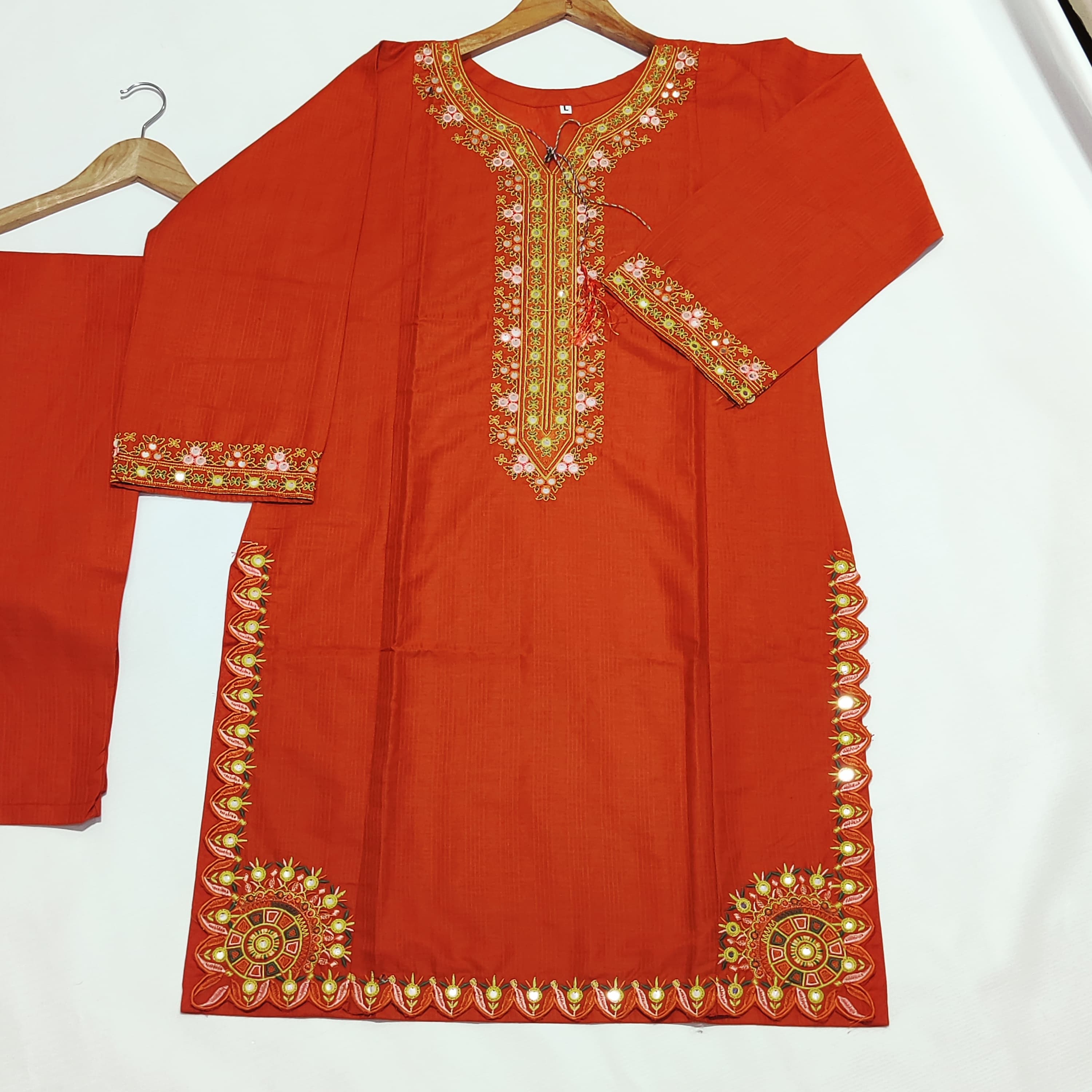 Zareen Touch 2 pcs